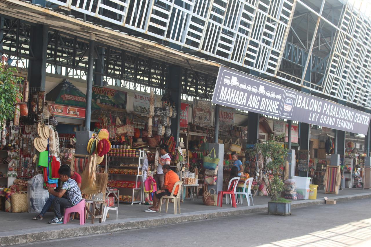 Third & Sean'S Place Legazpi Ngoại thất bức ảnh